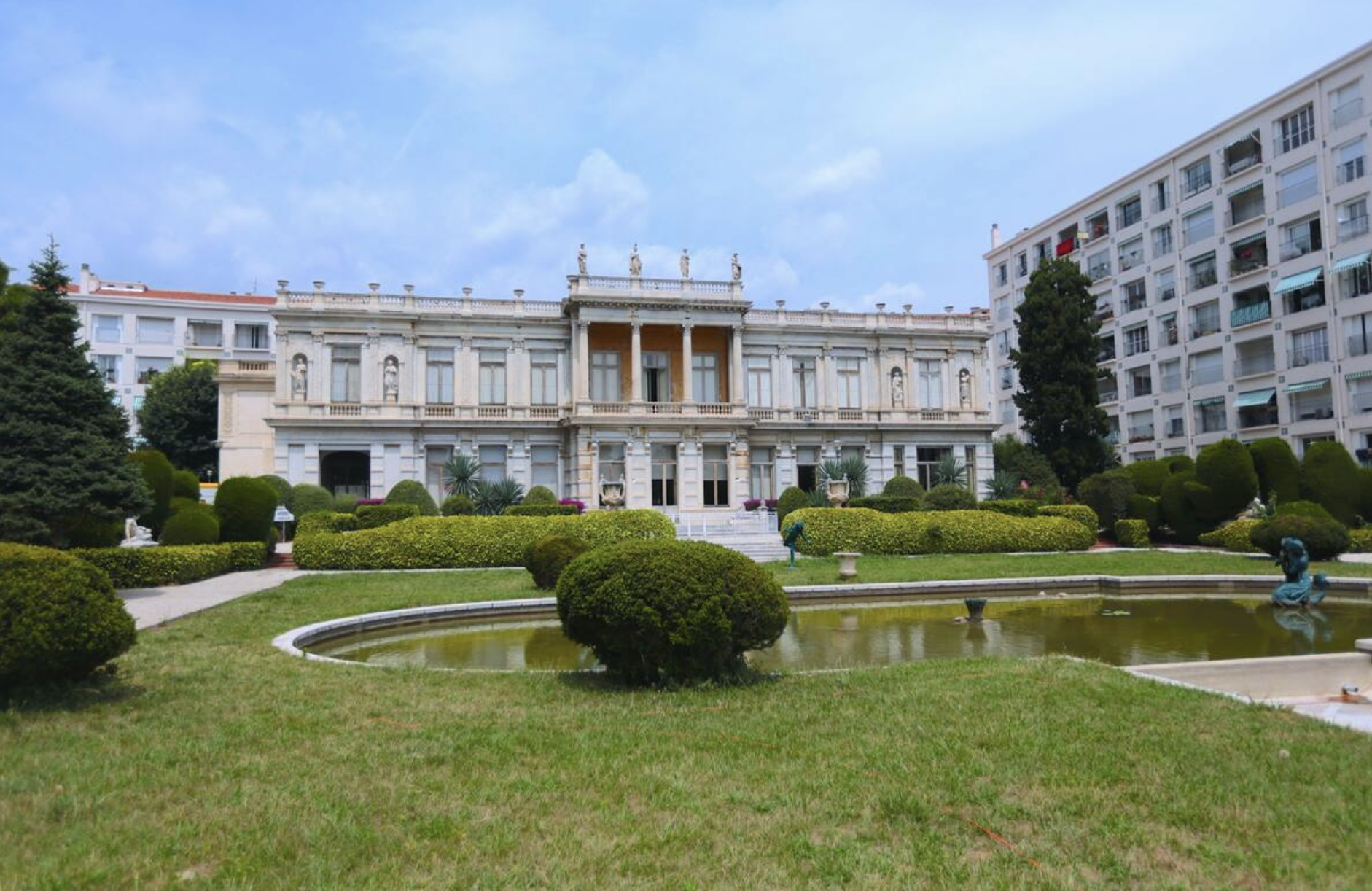 Inner courtyard
